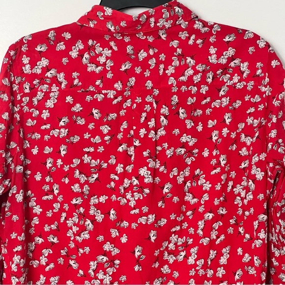 Banana Republic Red Floral Women’s Button Up Blouse Size Large Valentine Top EUC - Picture 5 of 6